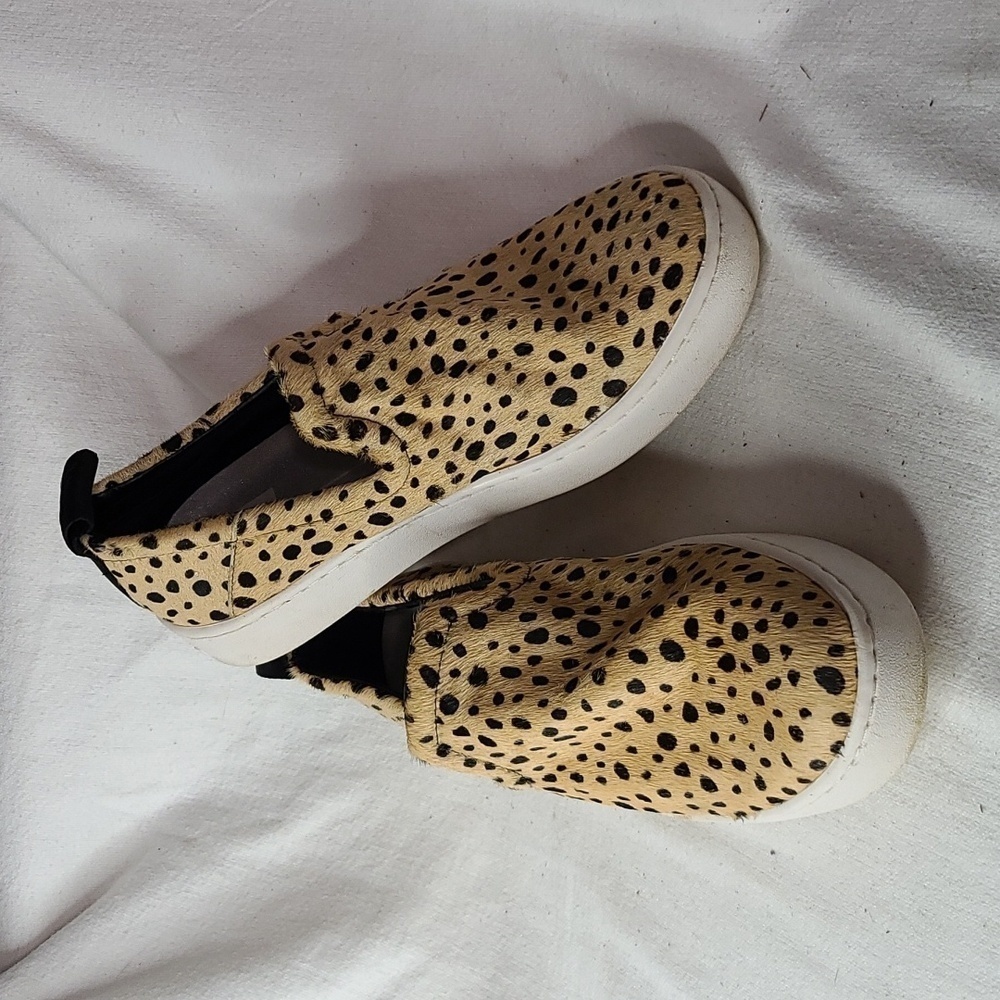 Dolce Vita Womens Dyed Cow Hide Animal Print Slip-on Shoes  Size‎ 8.5 EUC